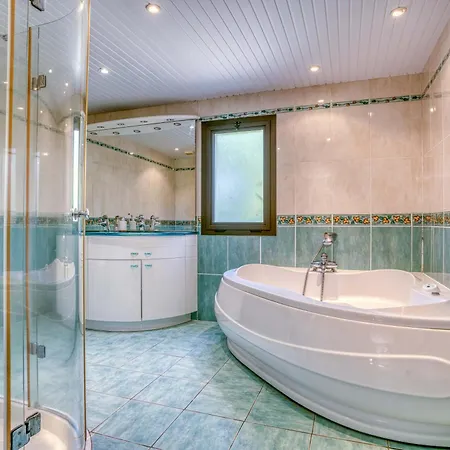 Jacuzzi - De Nage - Parc Arbore Tatil Evi Montaigu-de-Quercy