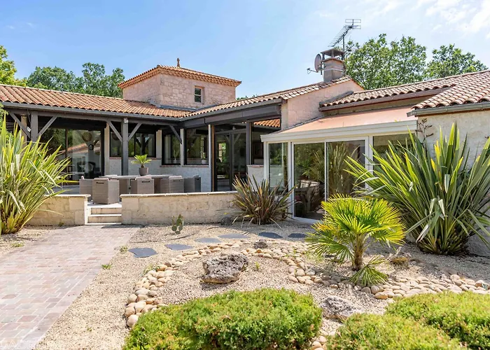 Jacuzzi - De Nage - Parc Arboré Hébergement de vacances Montaigu-de-Quercy