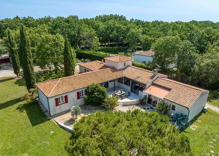 Hébergement de vacances Jacuzzi - De Nage - Parc Arboré Montaigu-de-Quercy